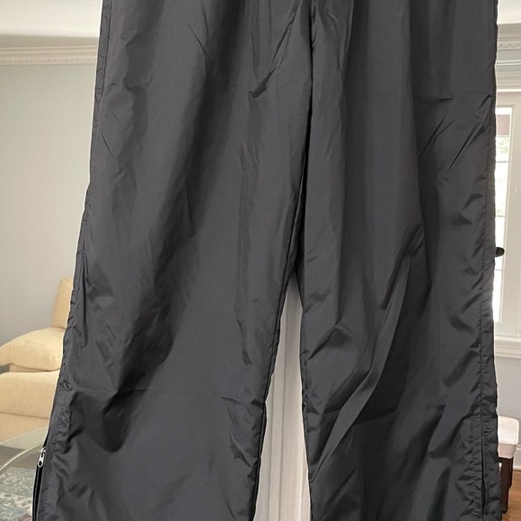Charles River Apparel Other - Charles River youth Pacer pants water restaurant mesh lining size Large (14-16).